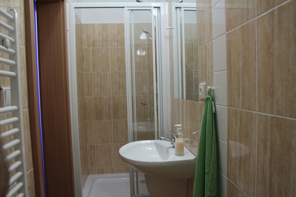 Penzion Bobule Stare Mesto  Bagian luar foto